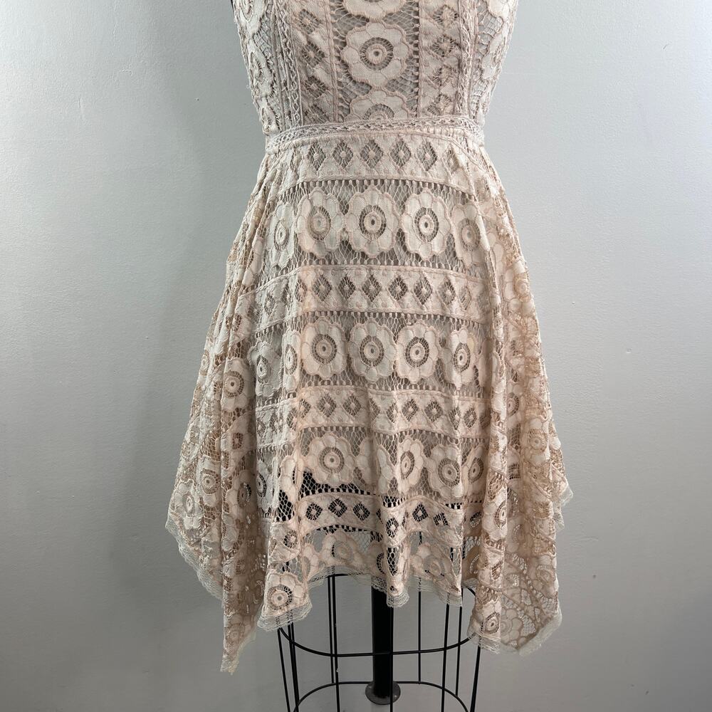 FREE PEOPLE Beige White A-line Dress Floral Just Like Honey Lace Back Zip Size 0 - Picture 3 of 9